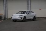采用全新品牌LOGO设计 BEIJING EU5配置曝光