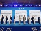 实现“桩找车” 爱驰推移动充电机器人