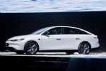 为国人造豪车！中大型电动轿车零跑C01仅18万起