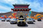 大力仑炮爱心公益接驳车队开启迎客行动 长城炮助推河北文旅发展